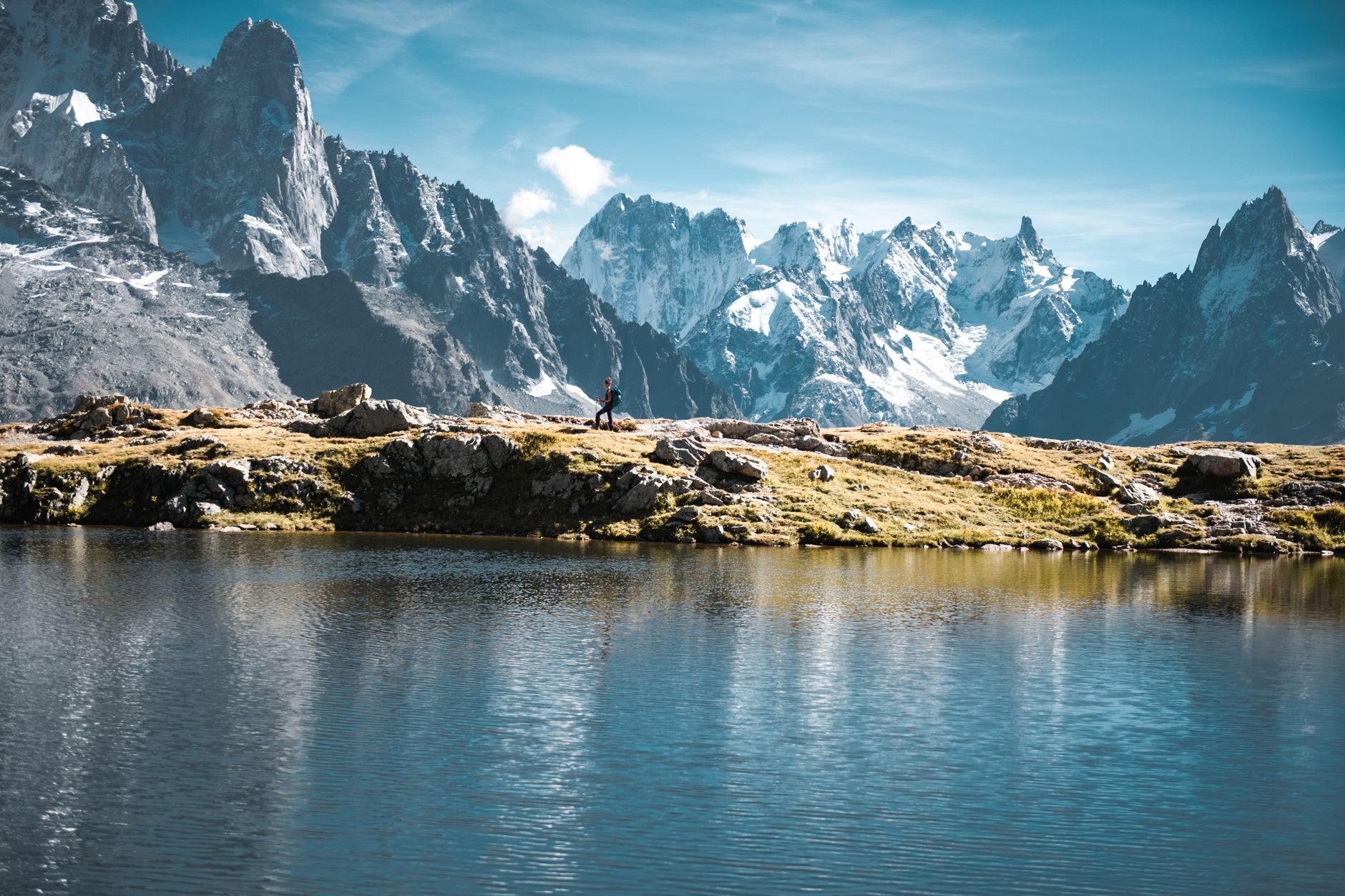 Le Lac Blanc et les aiguilles en été